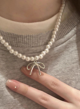 简约冷淡风蝴蝶结珍珠项链