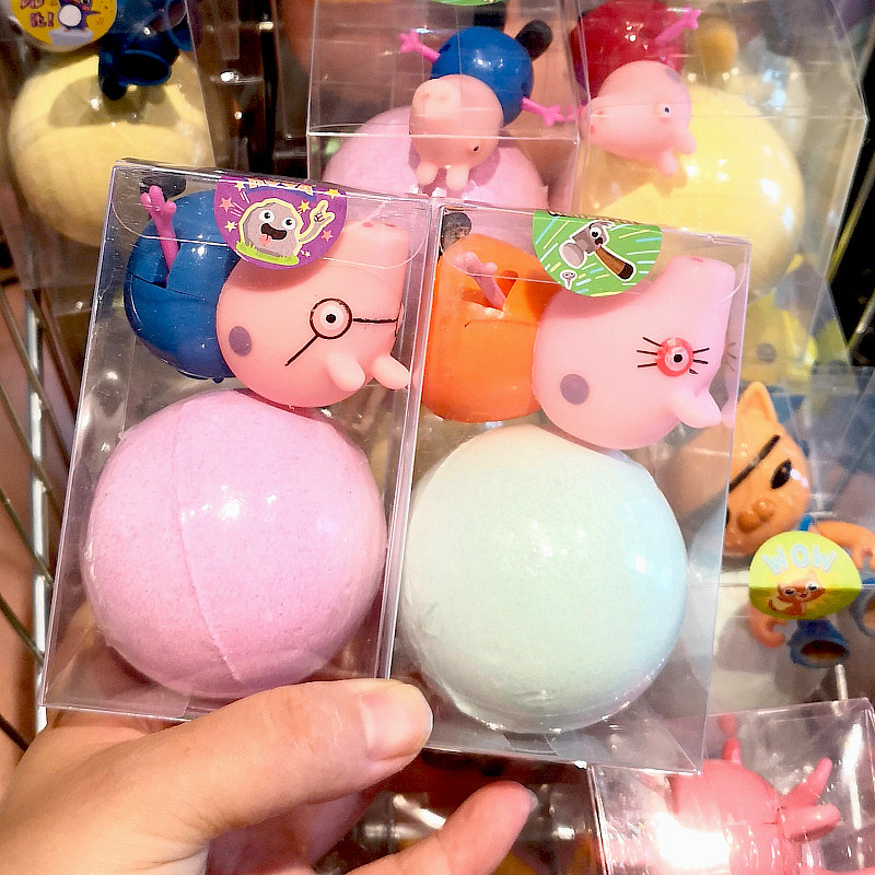 小猪佩奇家族玩具4款润肤泡澡球