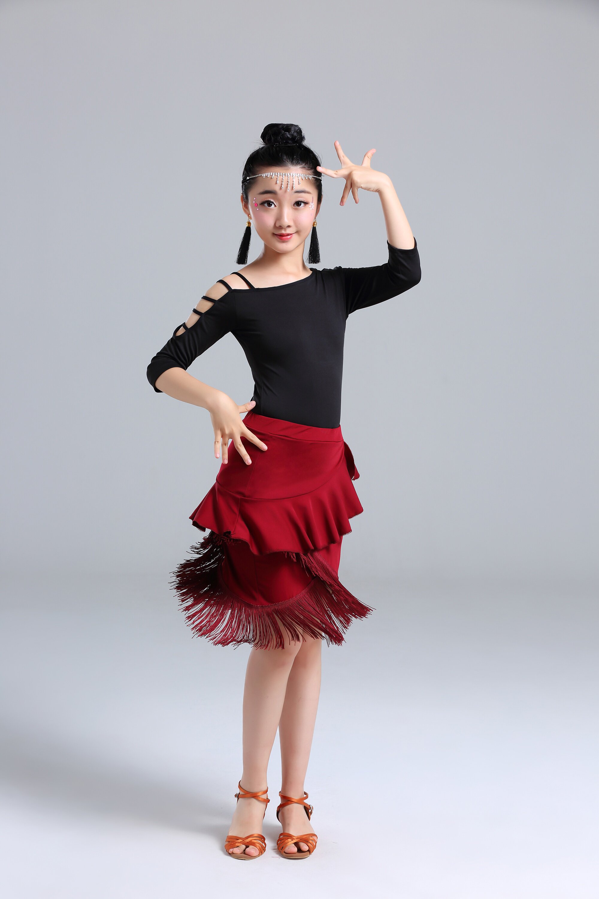 儿童拉q丁舞裙演出服比赛连体新款女孩流苏款夏季女童练功表演服
