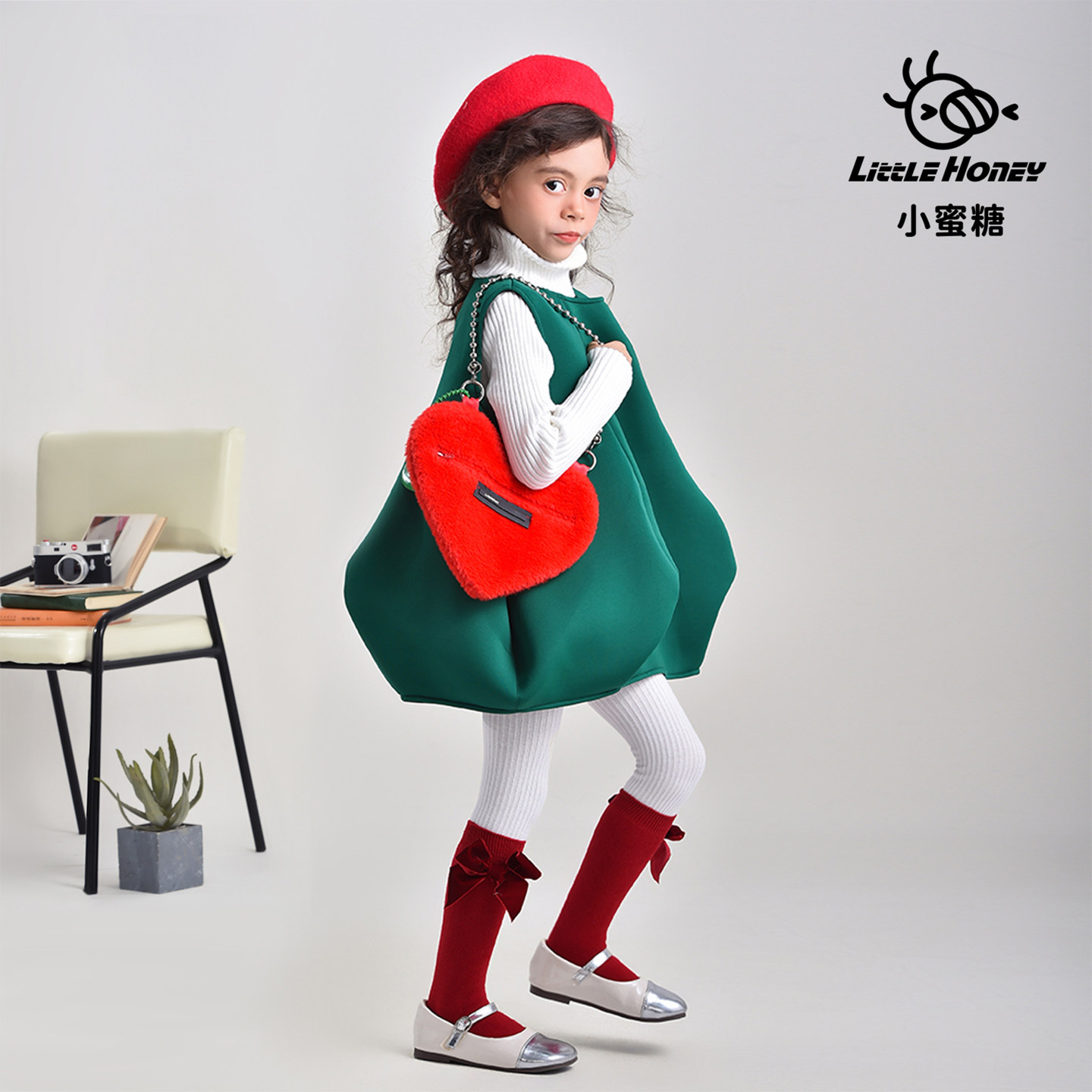 小蜜糖童装秋冬新款女童红色新年圣诞连衣裙洋气女宝宝太空棉礼服
