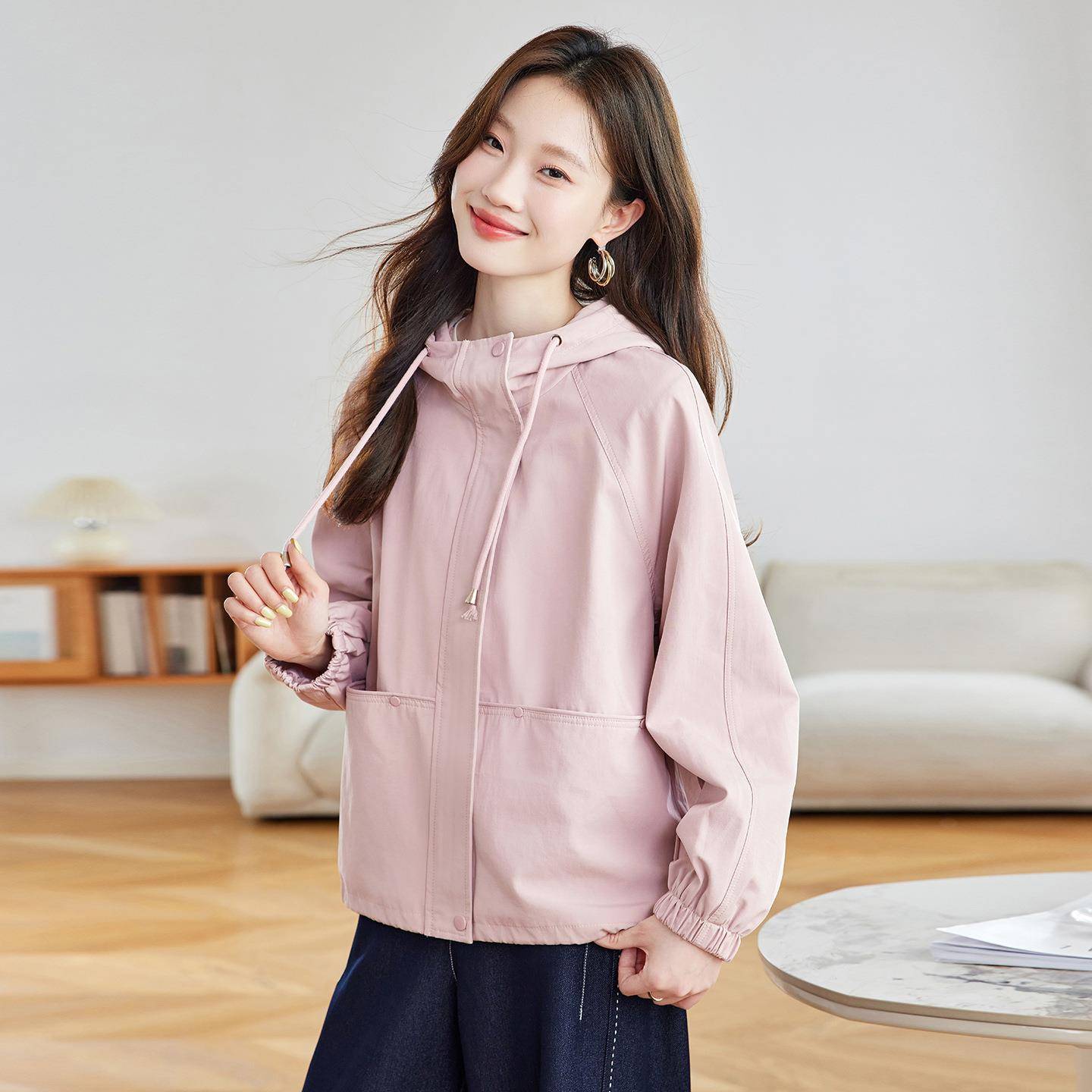 025秋季气质尚Z简约大方时宽松2遮肉显瘦纯色连帽休闲外套MZ68871