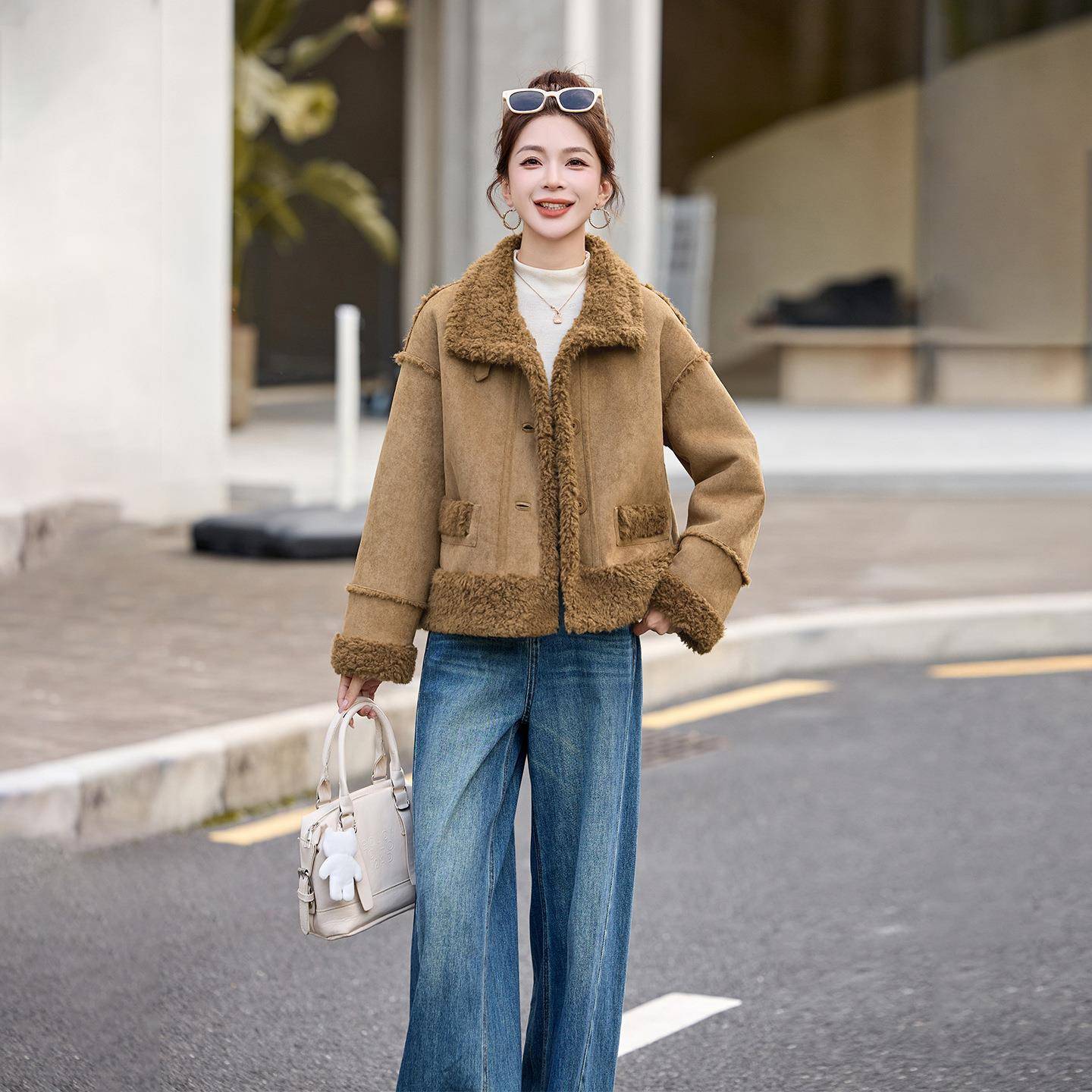 皮一体毛羊羔毛鹿皮绒短外套女新款冬ZWEI1070气加厚机车服夹克洋