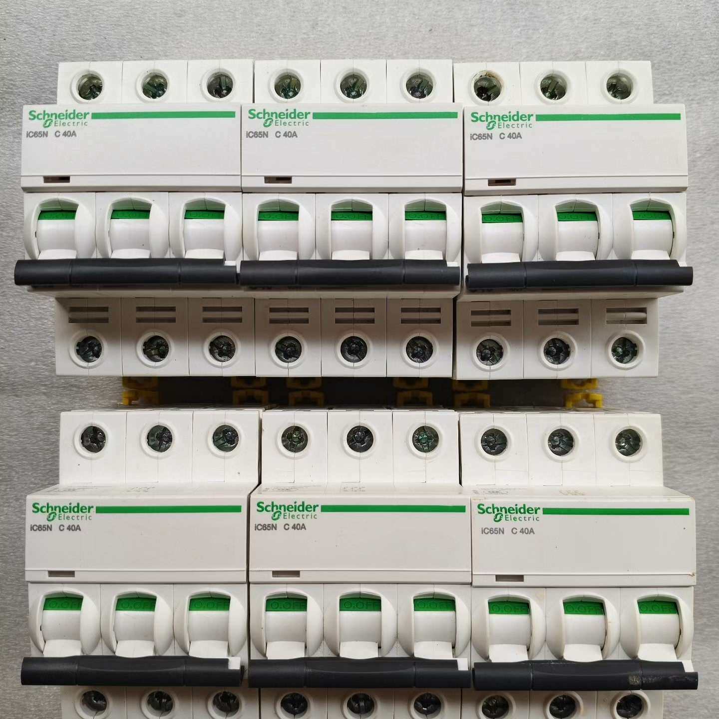 可维修3P40A空气开关，成色其它元器件