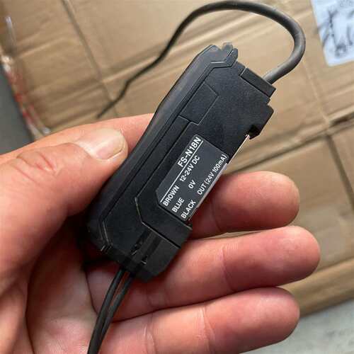 可维修光纤放大器，型号FS-N18N，功能包议价
