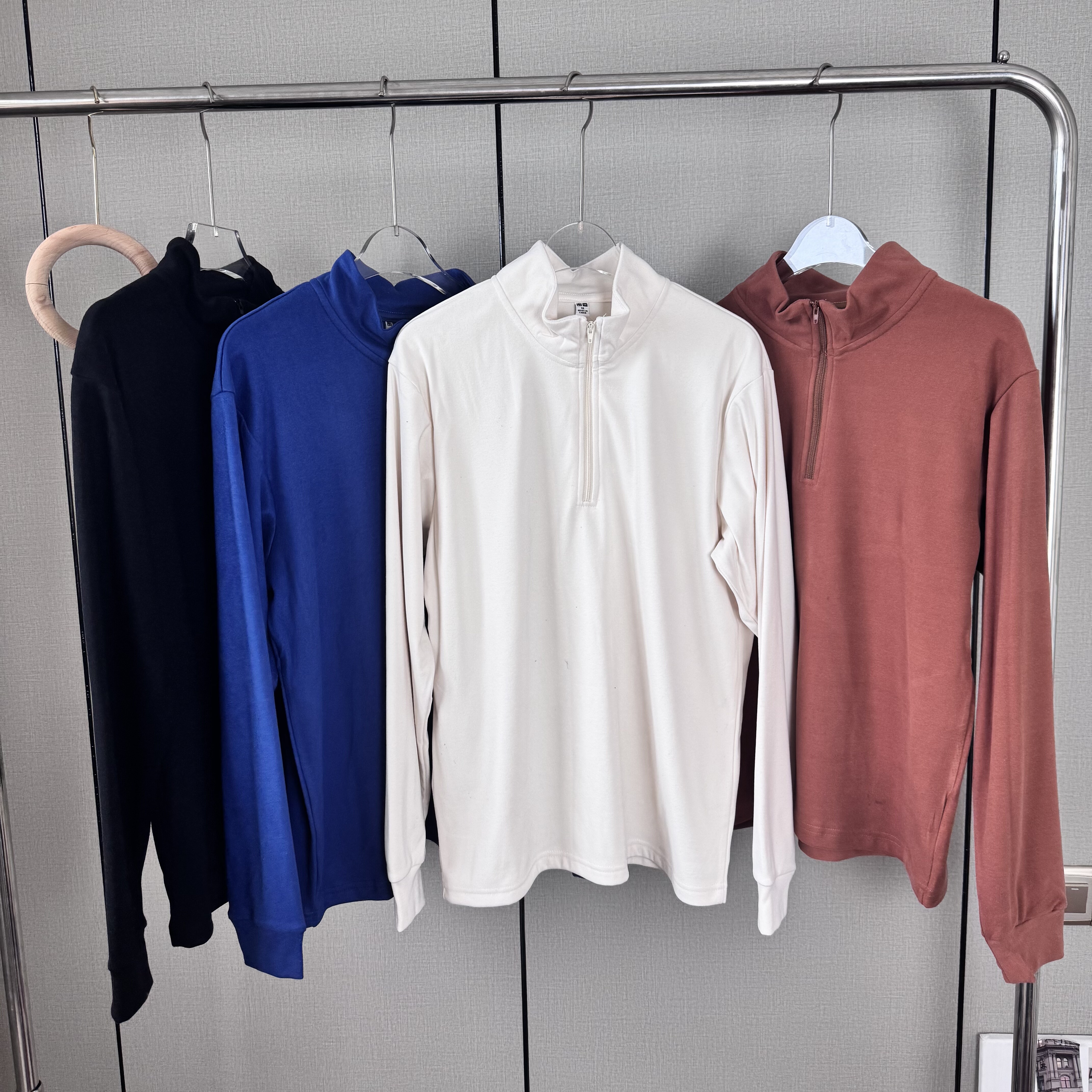 日单男装秋冬新款柔滑弹力摇粒绒半拉链套头衫卫衣/长袖T恤481184