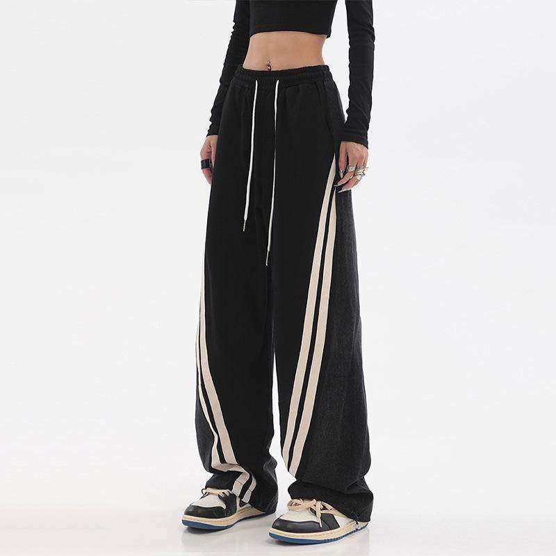 Sports jeans, wide leg pants, women's trend 欧美风运动牛