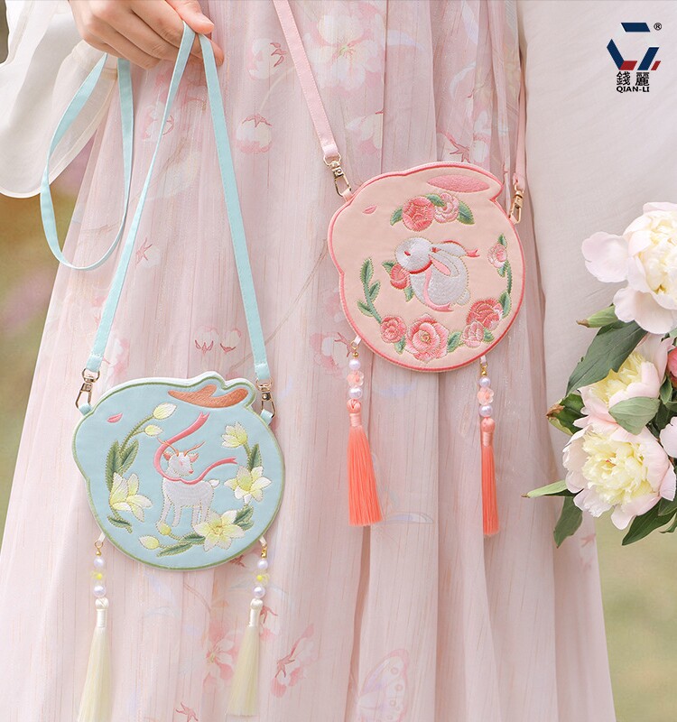 어린이 가방 수 놓은 엘크 액세서리 크로스 바디 HANFU 가방 여성 수 놓은 고대 HANFU 액세서리 가방 축제 장식품