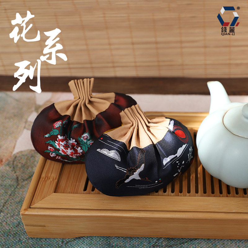 织绣香囊空袋百合花香包锦缎