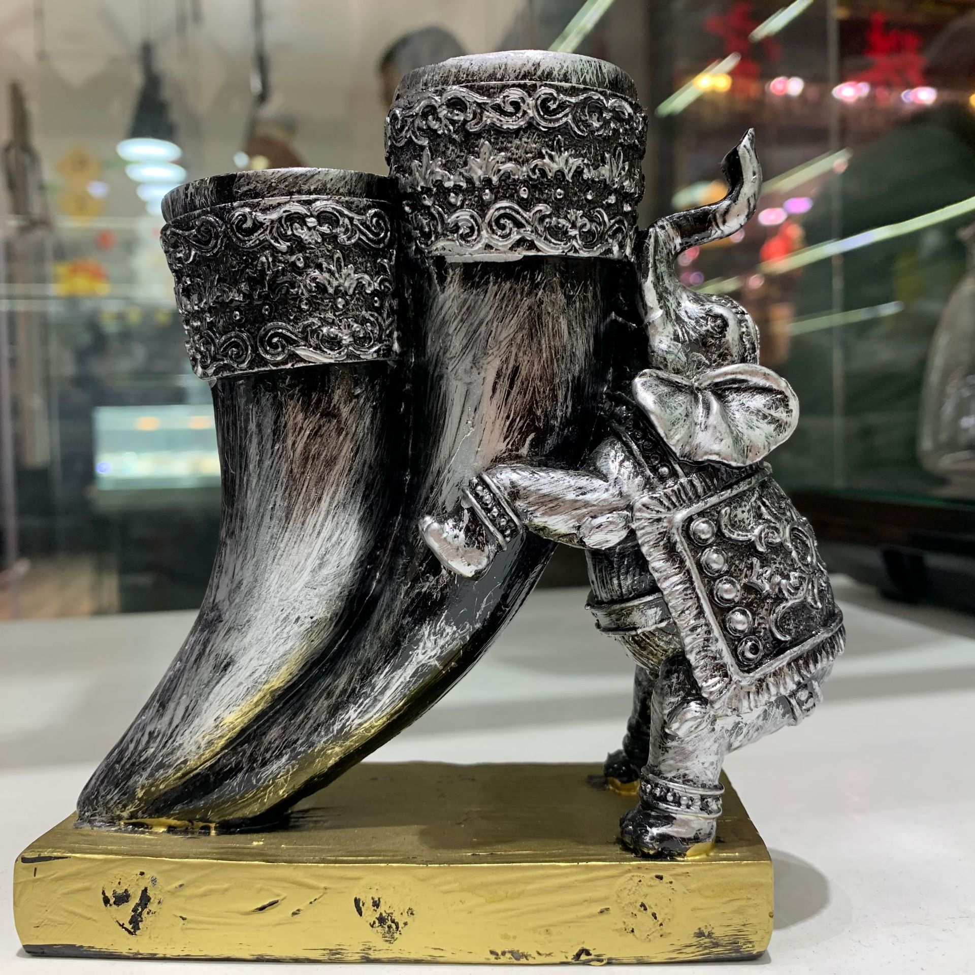 大象底座 货源水晶球底座象牙号角底座 树脂工艺品摆件 水晶图片