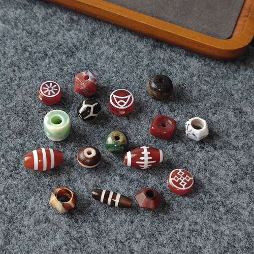 藏传西亚古珠玛瑙药师天珠高油包浆虎牙佛珠手串项链diy配件散珠