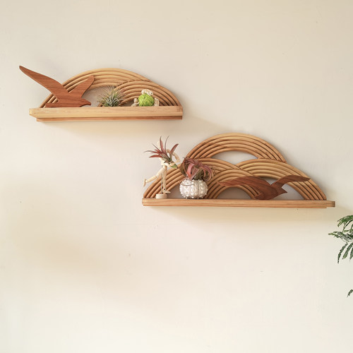 实木壁挂波纹置物架客厅艺术装饰