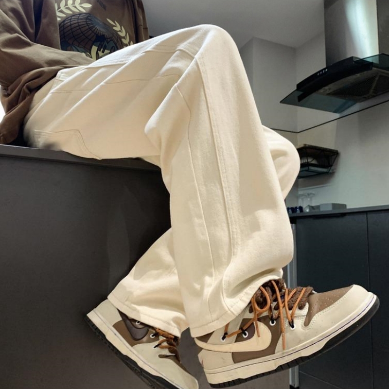 ootd穿搭米色牛仔裤男秋