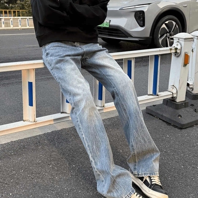 水洗闪电纹蓝色微喇牛仔裤