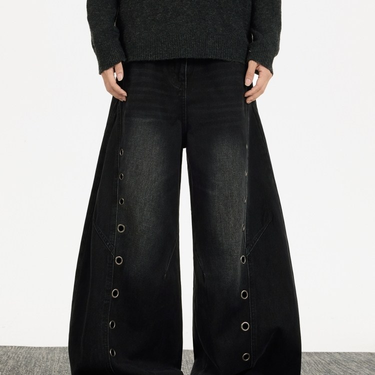 气眼弯刀水洗做旧牛仔裤男