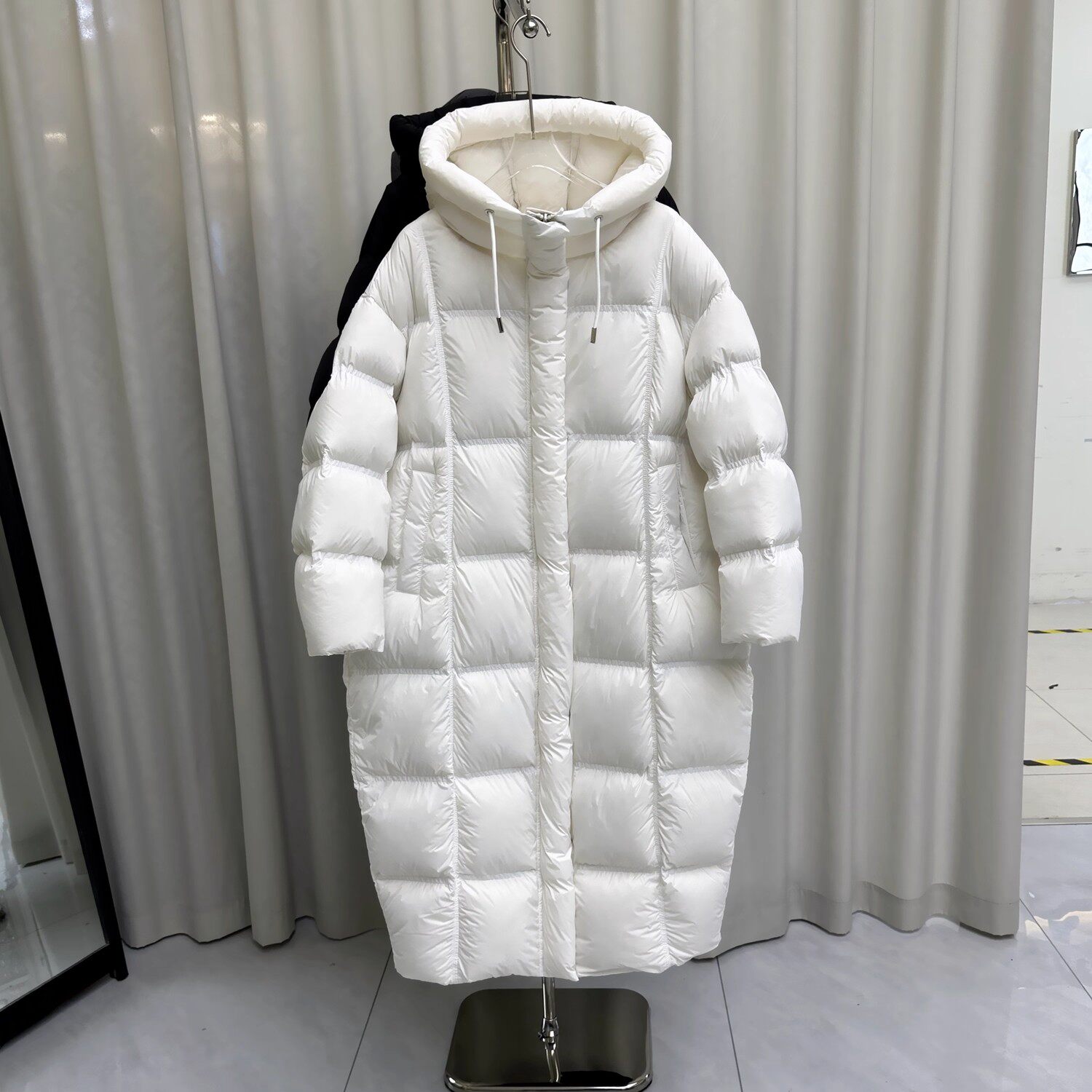 日本offcat云朵羽绒服女长款过膝加厚连帽宽松泡芙白色冬装外套