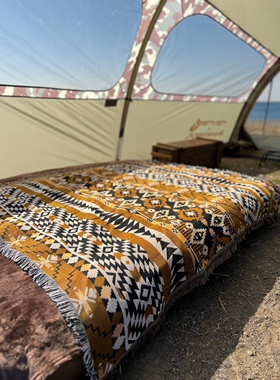 墨尔本 咖啡店新疆民族风美式复古  摩洛哥 花纹沙发毯 露营