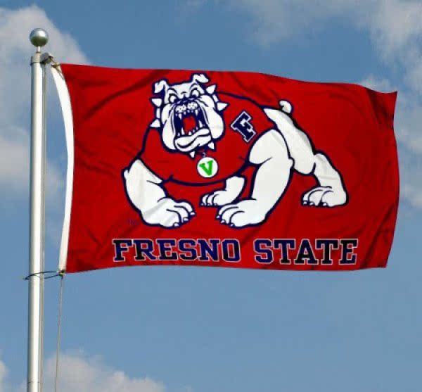 厂家直销，外贸店家货源供应， 100D 涤纶面料 双透 防水防晒 不褪色 快速优质,彩旗定做 一件定制 ，免费设计