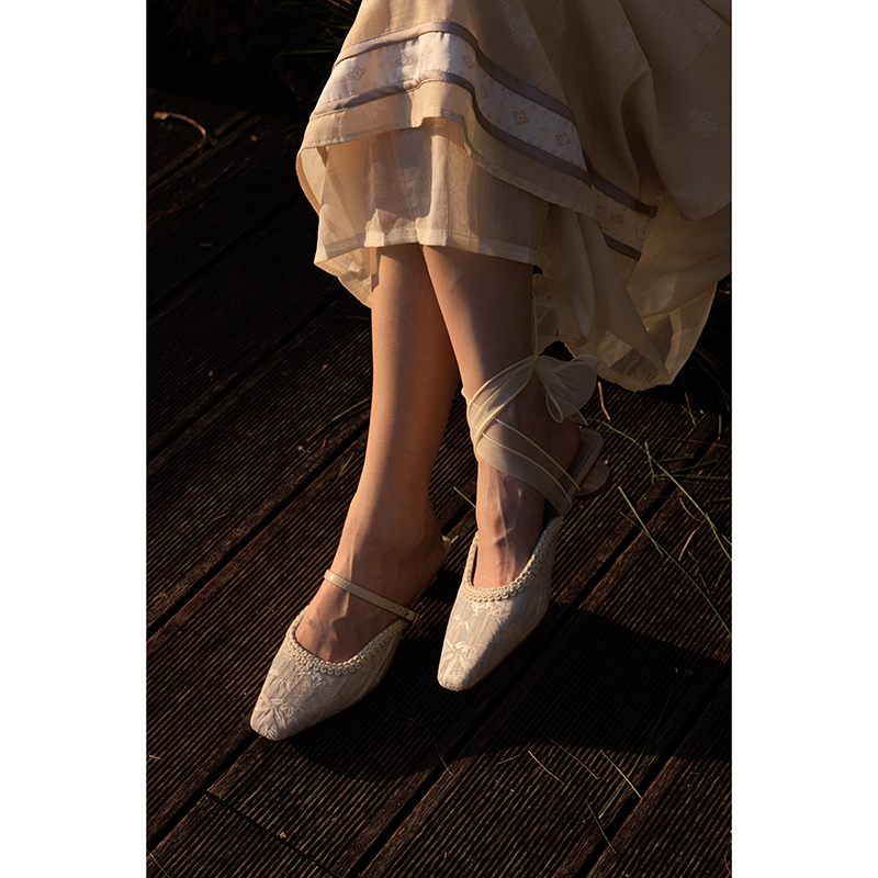 薮椿粗跟国风新中式穆勒鞋马面裙