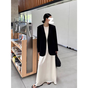 K2 ONLINESTORE 韩版时尚黑色宽松西装外套女早秋缎面背心裙套装
