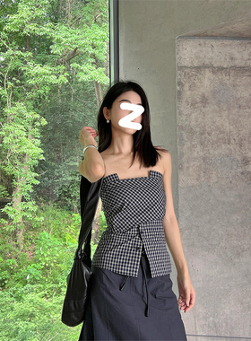 K2 ONLINESTORE 复古辣妹格纹露肩抹胸背心女装气质修身显瘦上衣