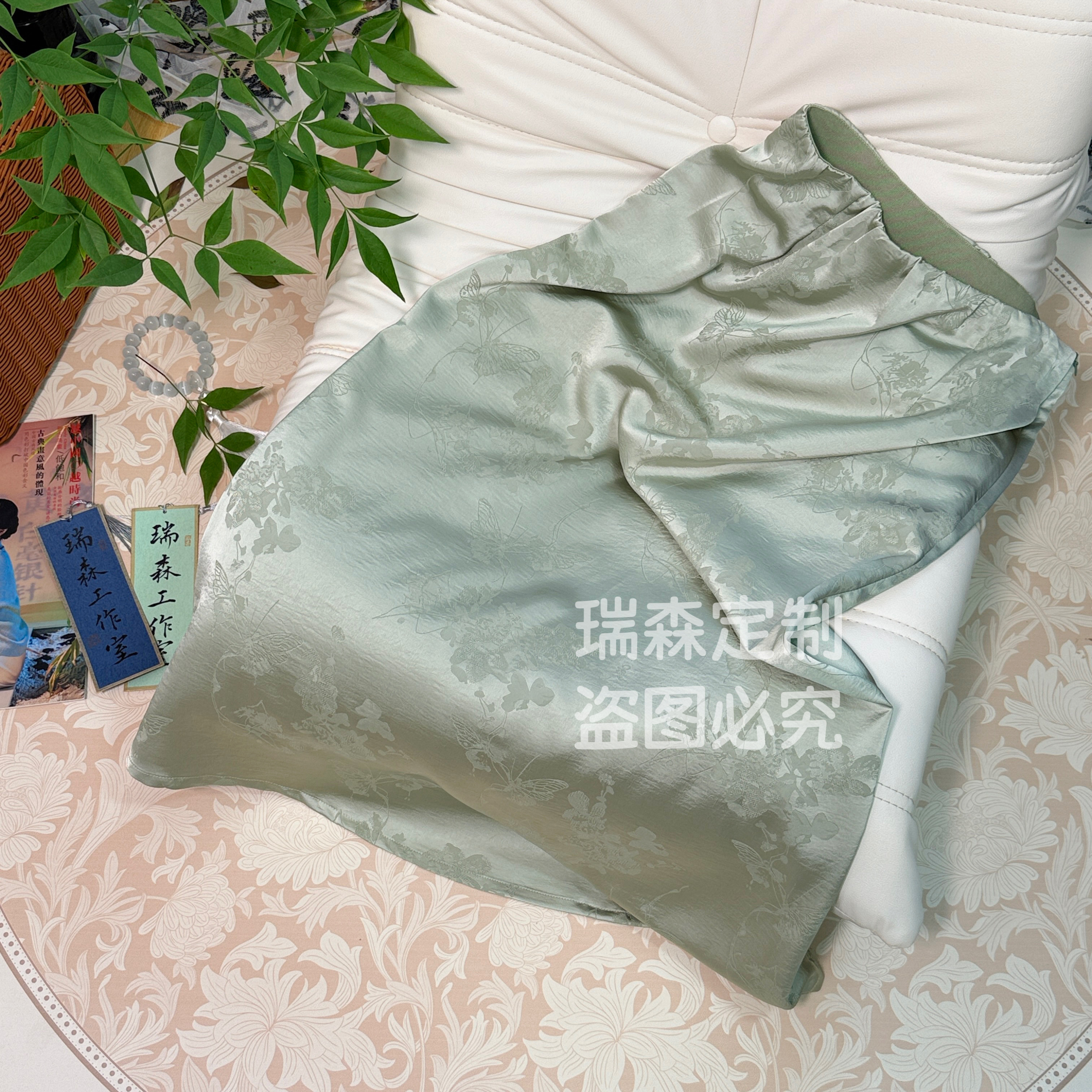 687 夏季薄款蝶恋花松紧腰半身裙鱼尾A字裙-腰围70-裙长88