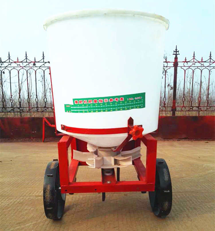 自动撒肥机 跟车施肥机电动抛洒机 湖北热卖电动撒肥车轮式撒肥车