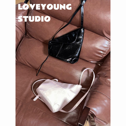 loveyoung“油蜡饺子” 2026春新品小众设计油蜡皮实用单肩斜挎包
