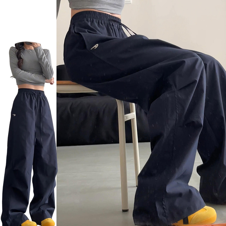 藏青色美式慵懒褶皱束脚卫裤女春夏季2025新款垂感高腰刺绣工装裤