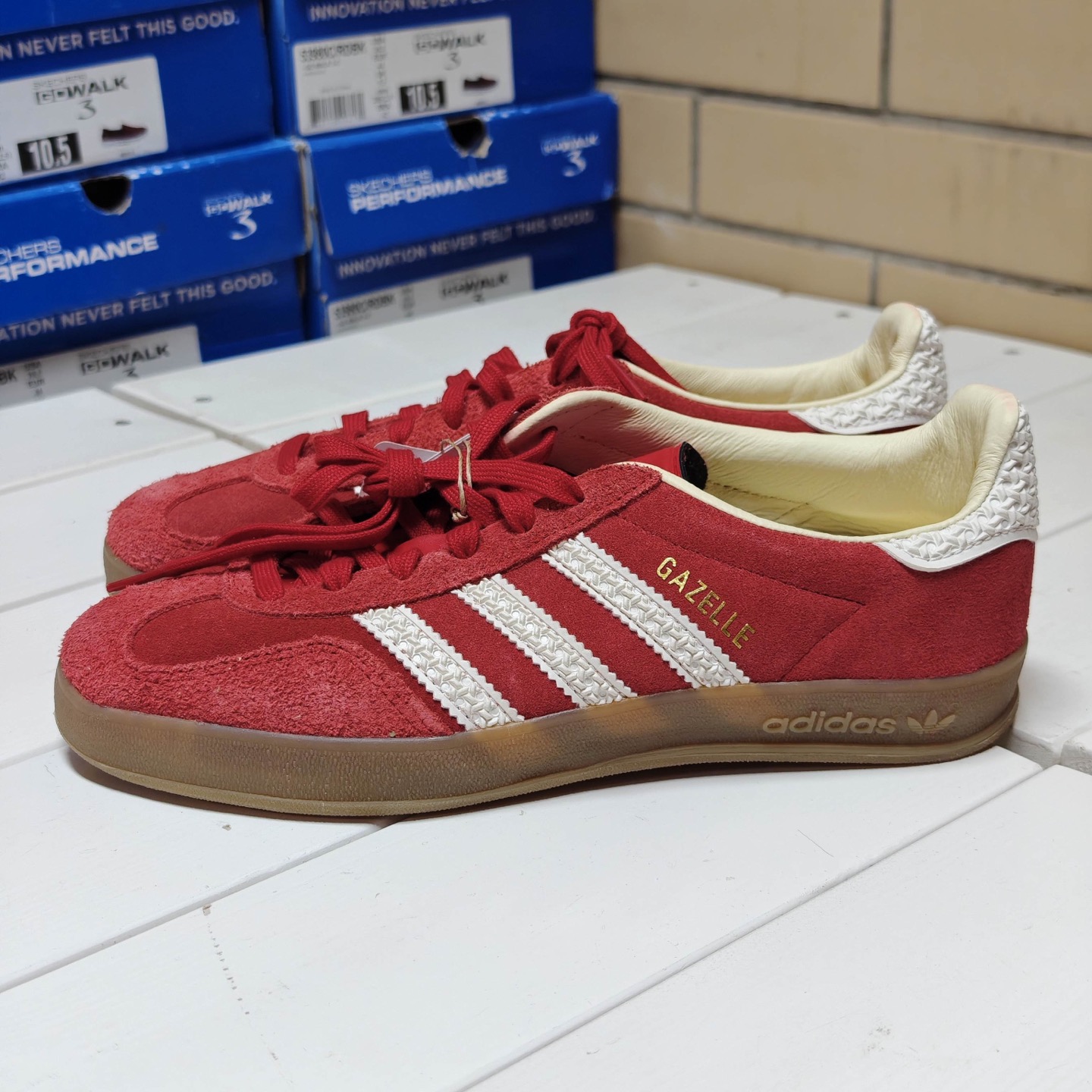 阿迪达斯IF1808男女Gazelle Indoor舒适缓震F滑耐磨绒面革德训鞋