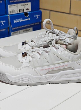 特价清仓 李宁YKCT138-2女中大童OLLI PRO V2休闲鞋