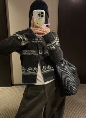 oker章壳儿正品~复古费尔岛提花短款羊毛小个子针织开衫韩国毛衣