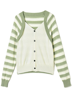 2025年冬Outlets正品 高端MO系列时髦感条纹上衣单排扣微弹毛衣女