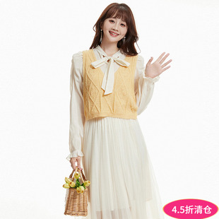 2025年秋装Outlets专柜 AM系列 针织马甲+套头长袖衬衫两件套装女