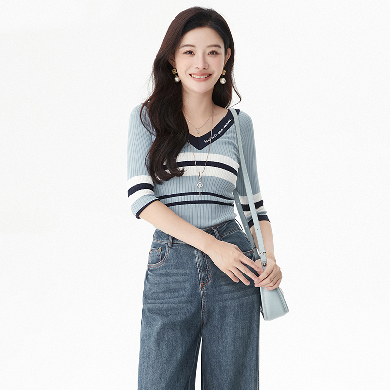 V领上衣高弹修身针织衫