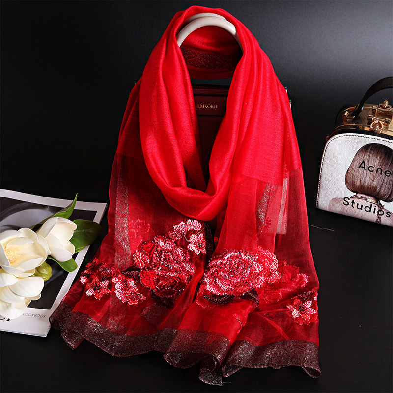 苏州精品刺绣花桑蚕丝围巾女大红色春秋冬送妈妈披肩长款丝巾薄
