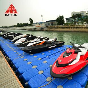 游艇泊位摩托艇停靠板皮划艇游艇龙舟赛码头水上乐园浮筒平台设施