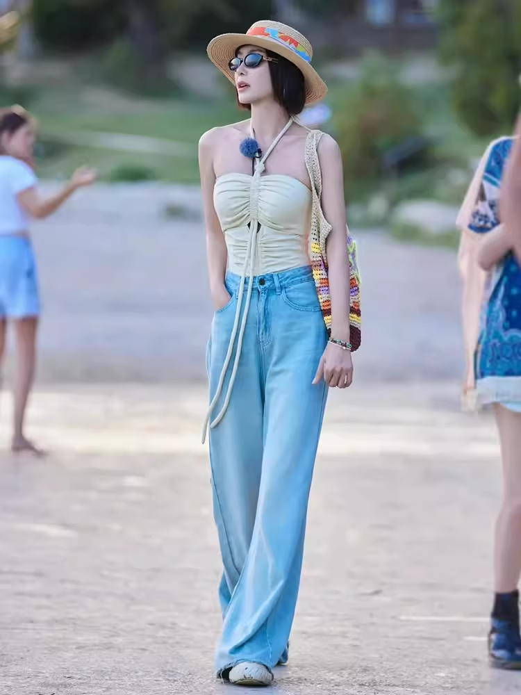 花儿与少年秦岚同款米色抽褶系带挂脖背心吊带女修身纯欲辣妹上衣