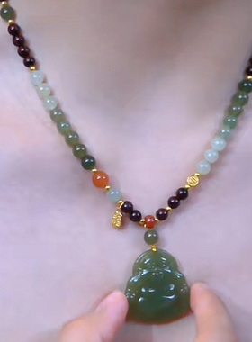 新款天然碧玉弥勒佛吊坠项链