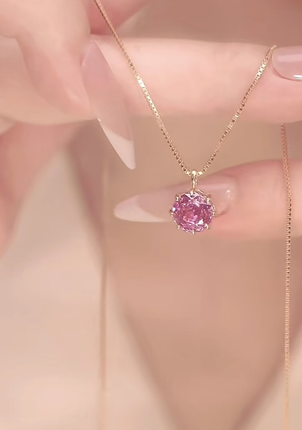 新款玫瑰花锆石吊坠女款轻奢小众高级感锁骨链百搭毛衣链配饰挂件