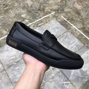 豆豆鞋男2023年新款广州真皮男鞋头层牛皮软底透气圆头一脚蹬皮鞋