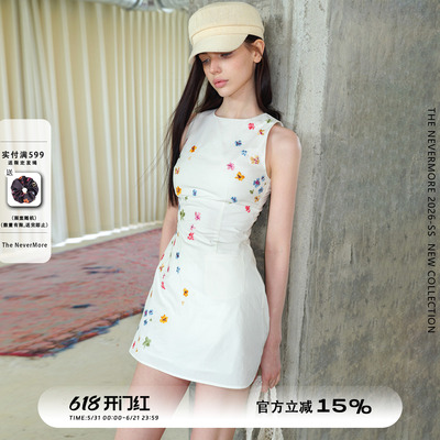 复古手绘小花刺绣白色无袖连衣裙