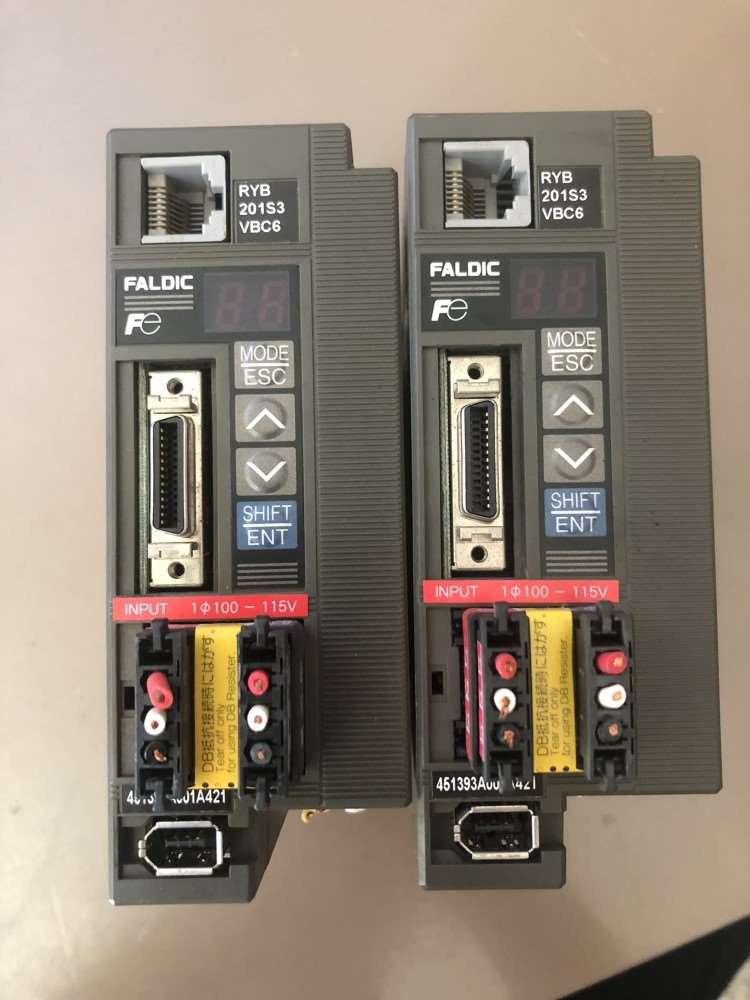 富士伺服驱动器RYB201S3-VBC6拆机现货成色看