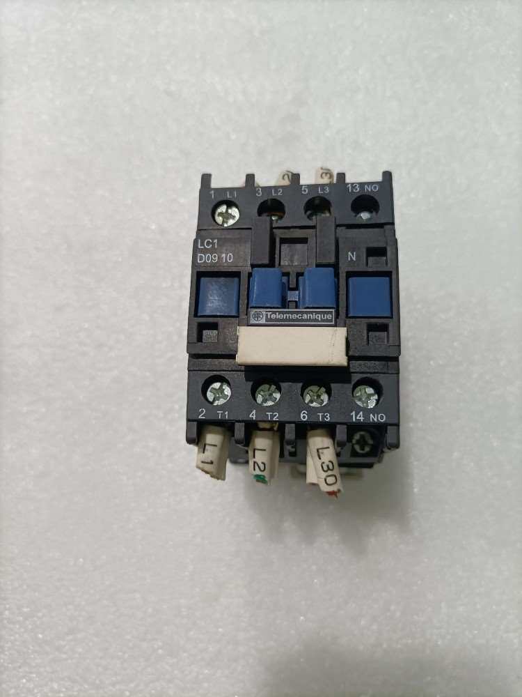 施耐德接触器LC1-D09.就一个喜欢直接下单吧6