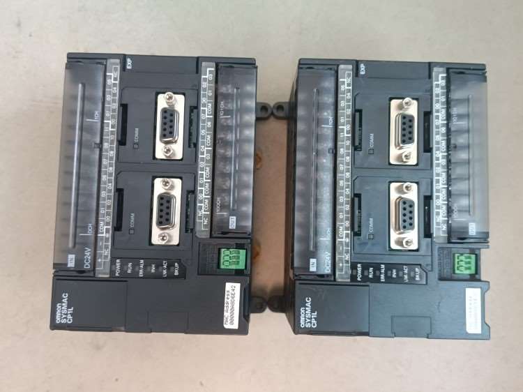 CP1L-EM30DR-D欧姆龙PLC二手拆机.图片