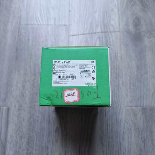 西门子TM241CEC24T 未开封，盒码(议价）