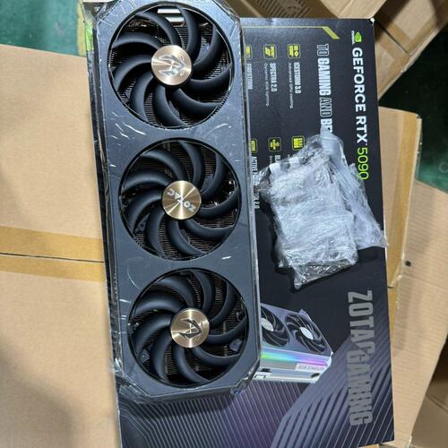 索泰RTX5090风扇散热器，拆了芯片显存没有使用过(议价）