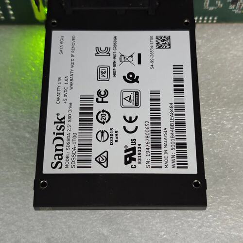 SanDisk闪迪SSD PLUS 1TB 2.5寸SATA(议价）