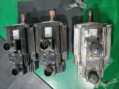 ACSERVOMOTOR三台电机SGMGH-09A
