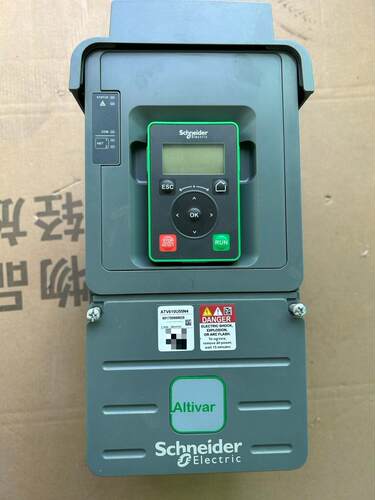 施耐德ATV610变频器5.5KWATV610U55N4