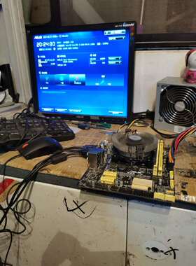 华硕B85M-F+i54460处理器如图CPU上有个划痕